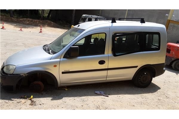opel combo (corsa c) del año 2002