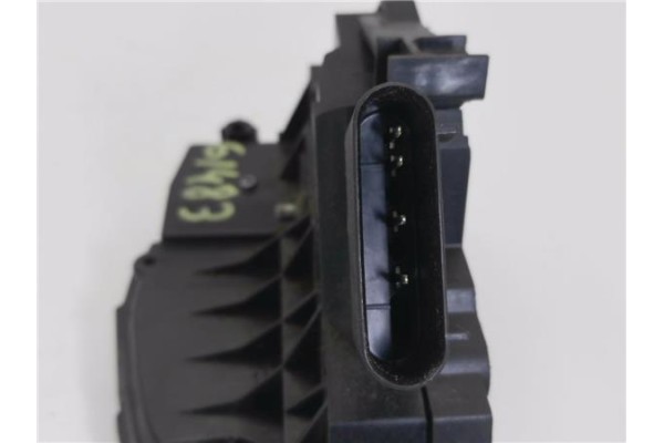 Recambio de cierre electromagnetico delantero derecho para ford fiesta (cnn) 1.5 ambiente referencia OEM IAM AM5AU21812BE  
