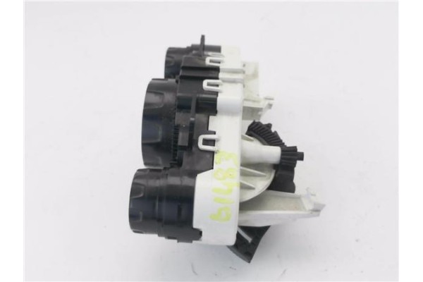 Recambio de mandos calefaccion / a.a. para ford fiesta (cnn) 1.5 ambiente referencia OEM IAM 8A6118549 8A6919980 