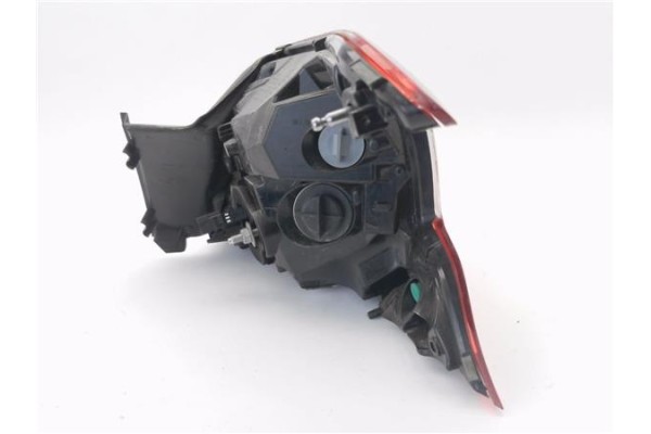 Recambio de piloto trasero izquierdo para peugeot 308 1.2 style referencia OEM IAM 9677817680 81250101 