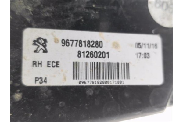Recambio de piloto porton trasero derecho para peugeot 308 1.2 style referencia OEM IAM 9677818280 81260201 