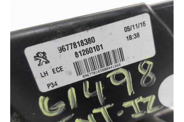 Recambio de piloto porton trasero izquierdo para peugeot 308 1.2 style referencia OEM IAM 9677818380 81260101 