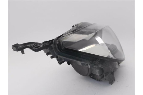 Recambio de faro delantero dcho para peugeot 308 1.2 style referencia OEM IAM 85501161R  