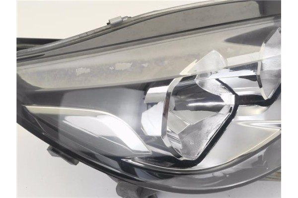 Recambio de faro delantero dcho para peugeot 308 1.2 style referencia OEM IAM 85501161R  