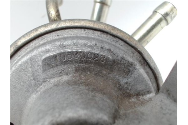Recambio de bomba combustible para renault r 9 1.4 gtl / -cheverny referencia OEM IAM 10500028  