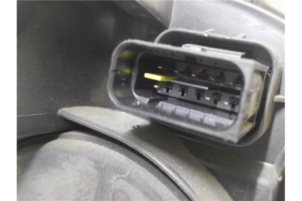 Recambio de faro delantero izquierdo para peugeot 308 1.2 style referencia OEM IAM 9677523080  