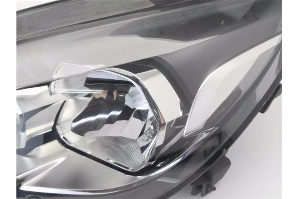Recambio de faro delantero izquierdo para peugeot 308 1.2 style referencia OEM IAM 9677523080  