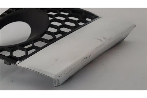 Recambio de rejilla paragolpes delantero derecha para seat ibiza (6l1) 1.4 tdi referencia OEM IAM 6L0853665L9B9 6L6853666 