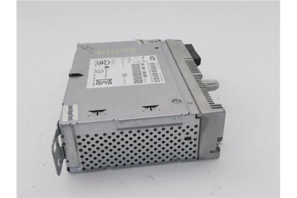 Recambio de autoradio para peugeot 308 1.2 style referencia OEM IAM 9818613880  