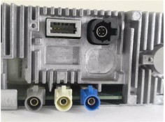 Recambio de autoradio para peugeot 308 1.2 style referencia OEM IAM 9818613880  