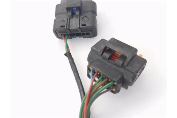 Recambio de retrovisor electrico izquierdo para peugeot 508 1.6 active referencia OEM IAM 96771874WP  