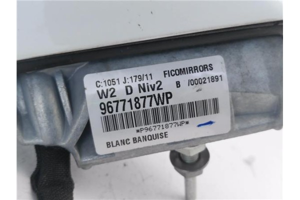 Recambio de retrovisor electrico derecho para peugeot 508 1.6 active referencia OEM IAM 96771877WP E20210077 