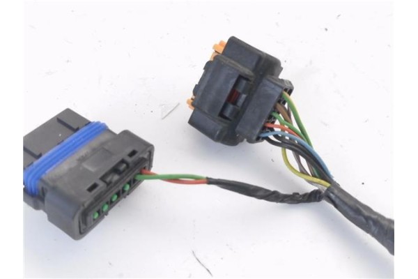 Recambio de retrovisor electrico derecho para peugeot 508 1.6 active referencia OEM IAM 96771877WP E20210077 