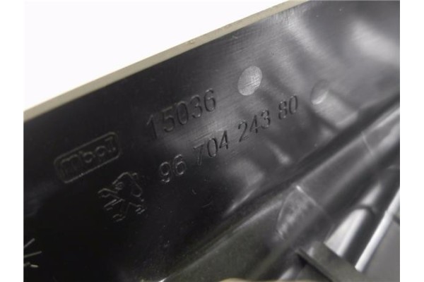 Recambio de retrovisor interior para peugeot 508 1.6 active referencia OEM IAM 96758889XT 9670424380 