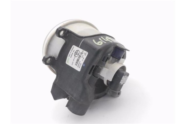 Recambio de faro antiniebla derecho para toyota yaris (ksp9/scp9/nlp9) 1.4 active referencia OEM IAM 8121002110 90008490 