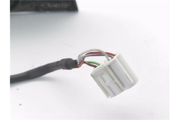 Recambio de retrovisor electrico izquierdo para toyota yaris (ksp9/scp9/nlp9) 1.4 active referencia OEM IAM E8025614  