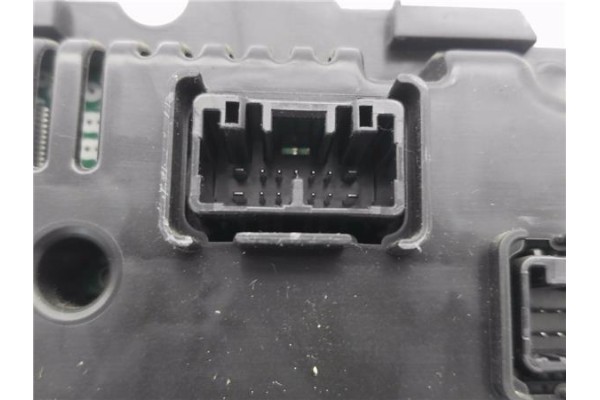 Recambio de cuadro completo para toyota yaris (ksp9/scp9/nlp9) 1.4 active referencia OEM IAM 838000DQ20 MB1575505329 