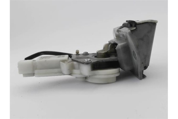 Recambio de cerradura porton para suzuki swift iii (sg) 1.3 ddis referencia OEM IAM 8251063J00  