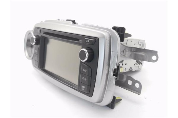 Recambio de autoradio para toyota yaris (ksp9/scp9/nlp9) 1.4 active referencia OEM IAM 861400D010  