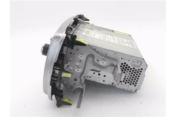 Recambio de autoradio para toyota yaris (ksp9/scp9/nlp9) 1.4 active referencia OEM IAM 861400D010  