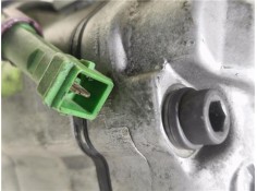Recambio de compresor aire acond. para volkswagen passat berlina (3b2) 1.8 básico referencia OEM IAM 8D0260805D 761J225446 