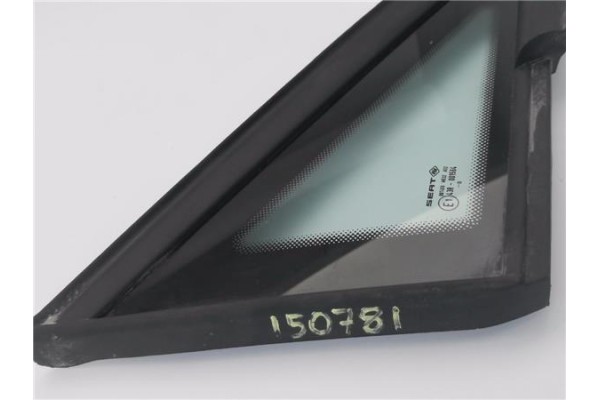 Recambio de luna puerta delantero derecha para seat ibiza berlina (6j5) 1.2 referencia OEM IAM 6J0845412B  
