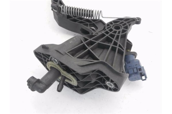 Recambio de pedal embrague para seat ibiza berlina (6j5) 1.4 tsi referencia OEM IAM 6R1721059S 6R0721117B 