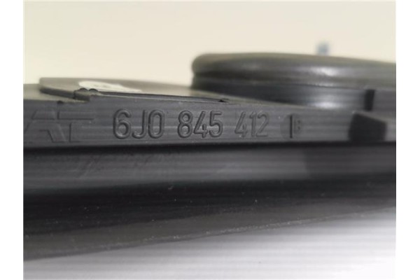Recambio de luna fija delantero derecha para seat ibiza st (6j8) 1.2 tsi referencia OEM IAM 6J0845412B  
