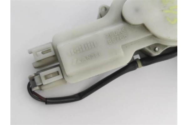 Recambio de cerradura porton para suzuki swift iii (sg) 1.3 ddis referencia OEM IAM 8251063J00  