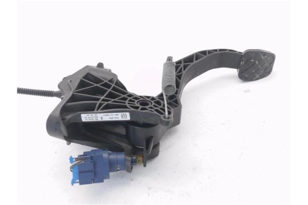 Recambio de pedal embrague para seat ibiza st (6j8) 1.2 tsi referencia OEM IAM 6R1721059S 6R0721117B 