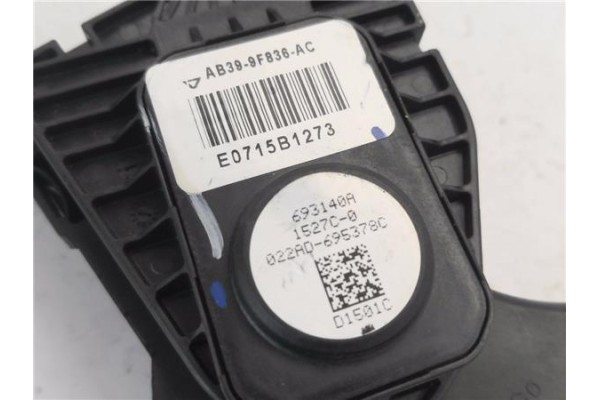 Recambio de pedal acelerador para ford ranger (tke) 2.2 doble cabina 4x4 xlt referencia OEM IAM AB399F836AC E0715B1273 