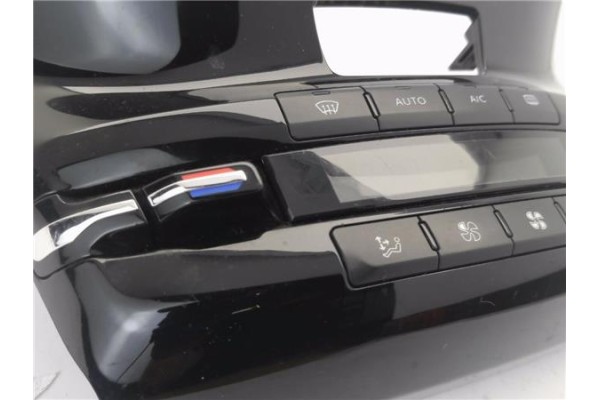 Recambio de mandos climatizador para peugeot 208 1.2 access referencia OEM IAM 96722471XU E1063177 
