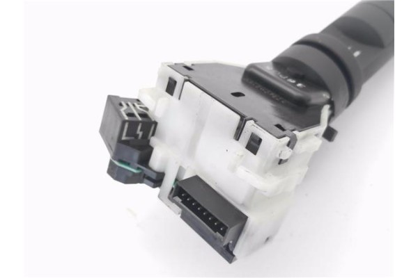 Recambio de mando limpiaparabrisas para nissan murano (z50) 3.5 referencia OEM IAM 25260CA000  