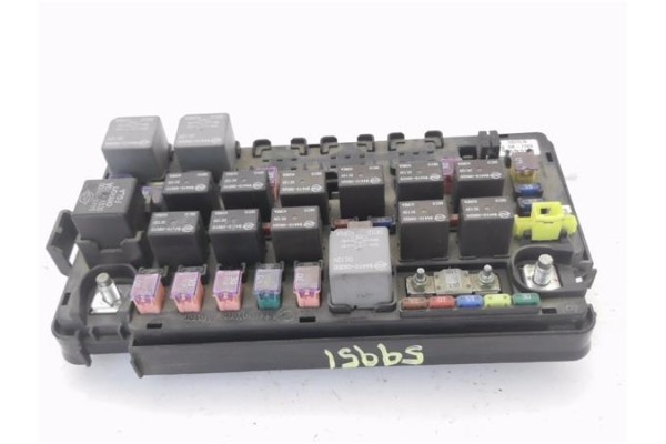 Recambio de caja fusibles/rele para ssangyong kyron 2.0 200 xdi referencia OEM IAM AK7269  