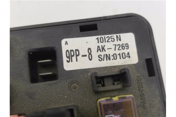Recambio de caja fusibles/rele para ssangyong kyron 2.0 200 xdi referencia OEM IAM AK7269  