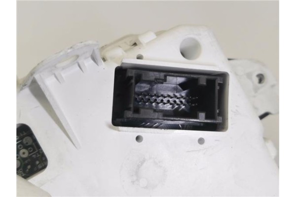 Recambio de cuadro completo para land rover freelander (ln) 2.0 hse familiar referencia OEM IAM LR0018006 YWY500070 