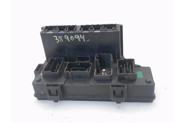 Recambio de caja fusibles/rele para jeep compass (mk) 2.0 sport referencia OEM IAM 943H5K35ST 5KG2F2L2 