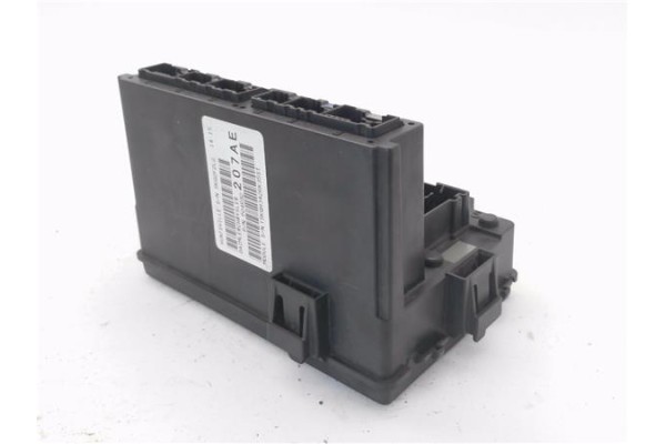 Recambio de caja fusibles/rele para jeep compass (mk) 2.0 sport referencia OEM IAM 943H5K35ST 5KG2F2L2 