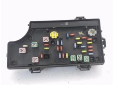 Recambio de caja fusibles/rele para jeep compass (mk) 2.0 sport referencia OEM IAM 943H5K35ST 5KG2F2L2 