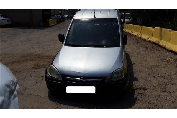 opel combo (corsa c) del año 2002