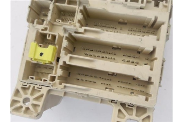 Recambio de caja fusibles/rele para lexus rx (mcu_) 400h referencia OEM IAM GL21RTD072705  