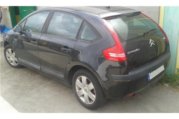 citroen c4 berlina del año 2006