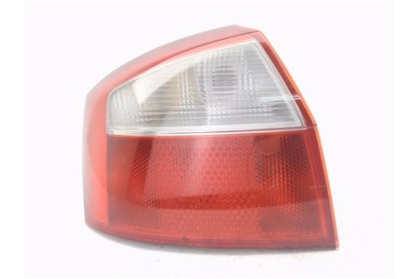 Recambio de piloto trasero izquierdo para audi a4 berlina (8e) 2.4 referencia OEM IAM 8E5945217  