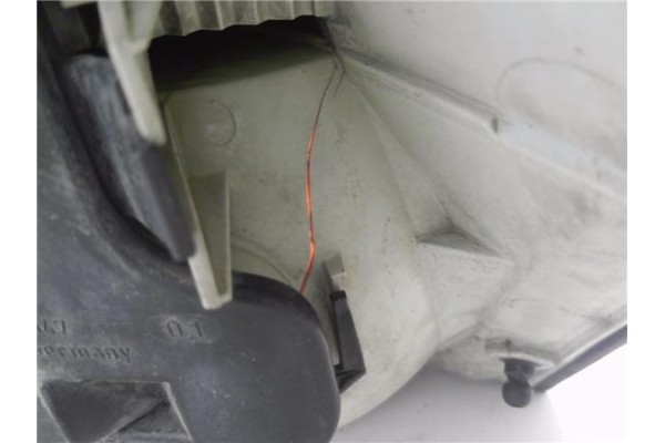 Recambio de piloto trasero izquierdo para audi a4 berlina (8e) 2.4 referencia OEM IAM 8E5945217  