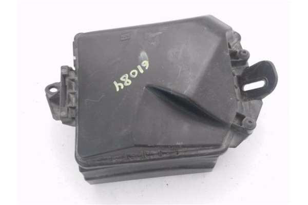 Recambio de carcasa filtro aire para renault clio iii 1.4 16v referencia OEM IAM 8200398953  