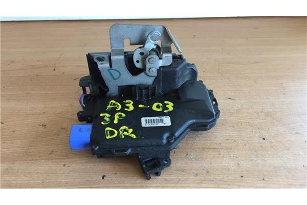 Recambio de cierre electromagnetico delantero derecho para audi a3 (8p1) 1.6 ambiente referencia OEM IAM 4E1837016  