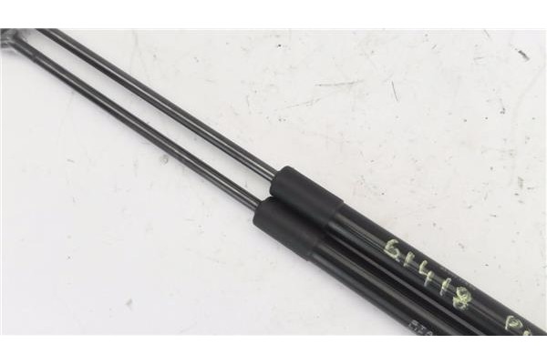 Recambio de amortiguador porton para opel corsa d 1.3 cdti referencia OEM IAM 9800717780 895777F30460N029 