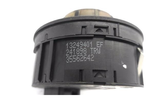 Recambio de conmutador luces para opel corsa d 1.3 cdti referencia OEM IAM 13249401 241898 