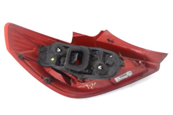 Recambio de piloto trasero derecho para opel corsa d 1.3 cdti referencia OEM IAM 89038961A 13186351 
