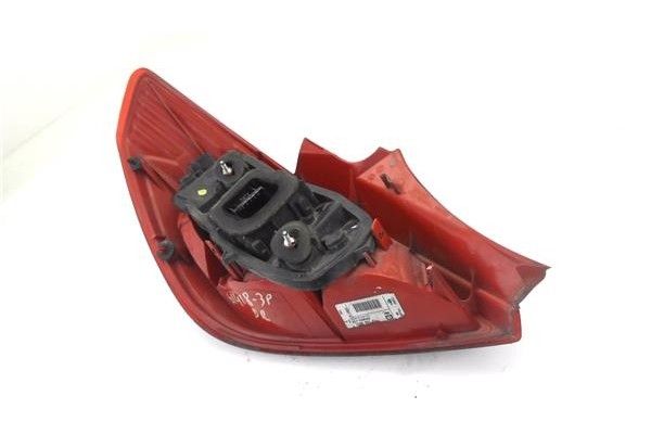 Recambio de piloto trasero derecho para opel corsa d 1.3 cdti referencia OEM IAM 89038961A 13186351 